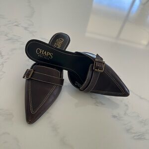 CHAPS~SIZE 8 CHOCOLATE LEATHER KITTEN HEEL WITH BUCKLE POINTED TOE SHOE MULE